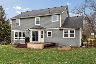 13222 Dahlgren Rd, Minnetonka, MN 55305 - Photo 59