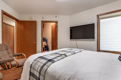 925 E Cavour Avenue, Fergus Falls, MN 56537 - Photo 15