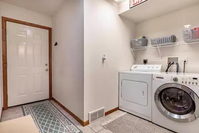 925 E Cavour Avenue, Fergus Falls, MN 56537 - Photo 17