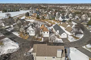 10247 Country Club Curve, Woodbury, MN 55129 - Photo 5