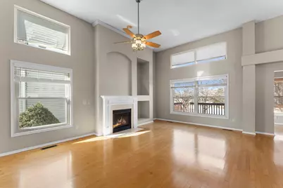 10247 Country Club Curve, Woodbury, MN 55129 - Photo 11