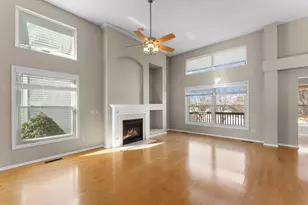 10247 Country Club Curve, Woodbury, MN 55129 - Photo 11