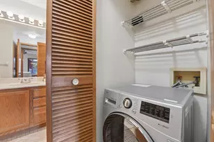 8037 Xerxes Ave S, Bloomington, MN 55431 - Photo 9