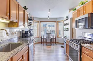 1020 Primrose Ln, Waconia, MN 55387 - Photo 7