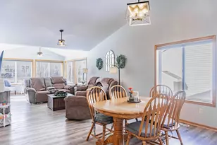 1020 Primrose Ln, Waconia, MN 55387 - Photo 19