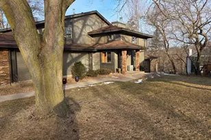 1245 19th Ave NE, Rochester, MN 55906 - Photo 3