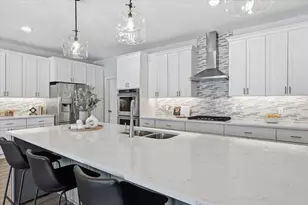 17908 Greenwich Wy, Lakeville, MN 55044 - Photo 1