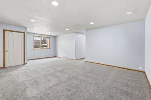 3418 Village Green Dr, Moorhead, MN 56560 - Photo 13