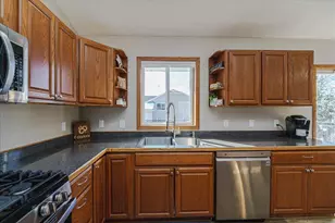 320 Bluebill St, Baldwin, WI 54002 - Photo 17