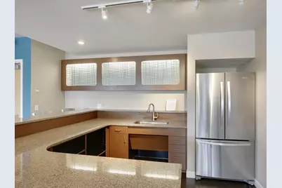 929 Portland Avenue #902, Minneapolis, MN 55404 - Photo 33