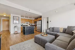 929 Portland Ave, Minneapolis, MN 55404 - Photo 11