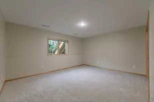 2018 Paulis Dr, Faribault, MN 55021 - Photo 29