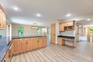 2018 Paulis Dr, Faribault, MN 55021 - Photo 11