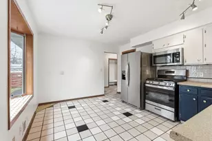 2082 Diffley Rd, Eagan, MN 55122 - Photo 21