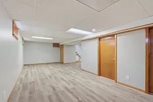 2082 Diffley Rd, Eagan, MN 55122 - Photo 31