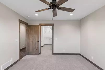 453 Coyote Way, New Richmond, WI 54017 - Photo 19