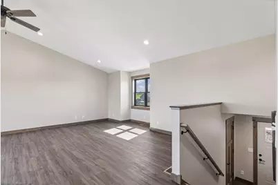453 Coyote Way, New Richmond, WI 54017 - Photo 17