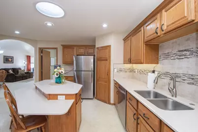 845 12th Avenue W, West Fargo, ND 58078 - Photo 7