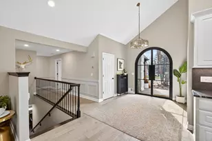 6141 Sherman Cir, Edina, MN 55436 - Photo 5