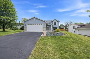 9337 Jeffery Ct S, Cottage Grove, MN 55016 - Photo 1