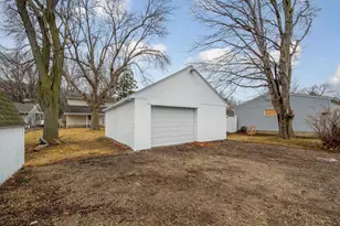 1105 S Payne St, New Ulm, MN 56073 - Photo 33