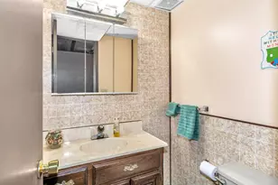 683 Riviera Dr, New Brighton, MN 55112 - Photo 5