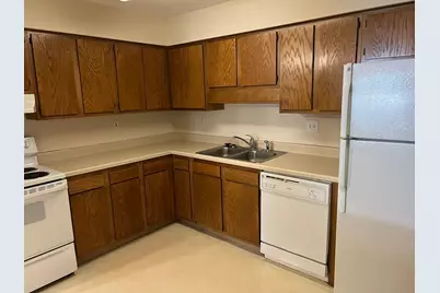 221 Grand Avenue W #104, South Saint Paul, MN 55075 - Photo 3