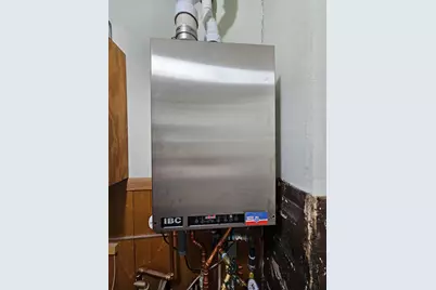 111 Markley Avenue S, Thief River Falls, MN 56701 - Photo 9