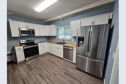 111 Markley Avenue S, Thief River Falls, MN 56701 - Photo 7