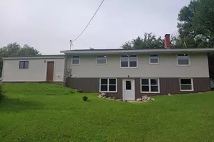 100 2nd St NE, Hallock, MN 56728 - Photo 17