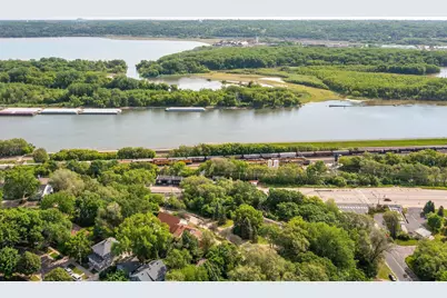 138 Dwane Street, South Saint Paul, MN 55075 - Photo 1