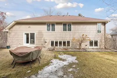 138 White Oaks Lane, Vadnais Heights, MN 55127 - Photo 39