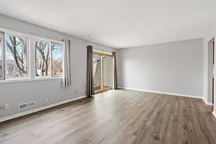 7677 Whitney Dr, Apple Valley, MN 55124 - Photo 9