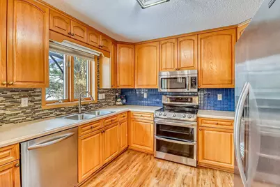 4562 50th Street S, Moorhead, MN 56560 - Photo 5