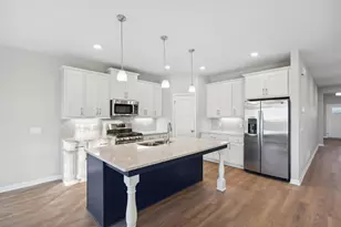 8191 Haywood Dr, Lino Lakes, MN 55014 - Photo 5