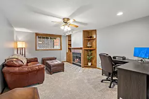 4048 Cinnabar Dr, Eagan, MN 55122 - Photo 25