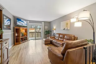 4048 Cinnabar Dr, Eagan, MN 55122 - Photo 15