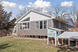 2401 Jones Pl W, Bloomington, MN 55431 - Photo 29