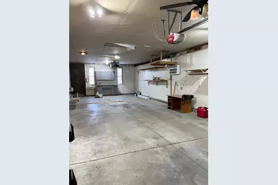 704 Miller Avenue, Windom, MN 56101 - Photo 39