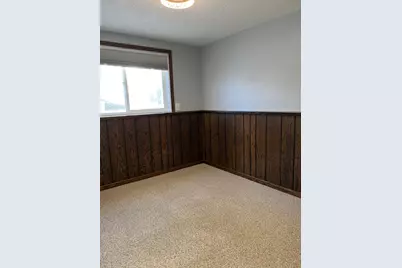 704 Miller Avenue, Windom, MN 56101 - Photo 33