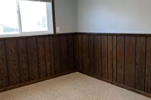 704 Miller Ave, Windom, MN 56101 - Photo 33