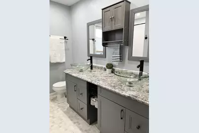 704 Miller Avenue, Windom, MN 56101 - Photo 19