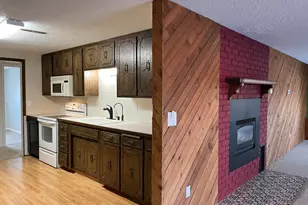 704 Miller Ave, Windom, MN 56101 - Photo 23