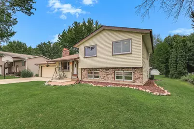 5824 N 213th Street N, Forest Lake, MN 55025 - Photo 3