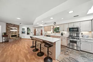 1000 Heritage Ln, Orono, MN 55391 - Photo 21