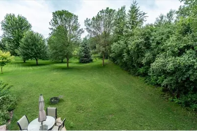 9813 Linden Avenue N, Brooklyn Park, MN 55443 - Photo 5