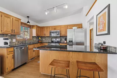 3710 Fox Trail, Saint Bonifacius, MN 55375 - Photo 5