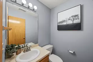 1012 Larkspur Ln, Waconia, MN 55387 - Photo 15