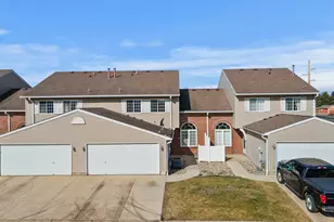 1012 Larkspur Ln, Waconia, MN 55387 - Photo 5