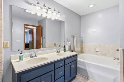 6871 Sherwood Road, Woodbury, MN 55125 - Photo 21